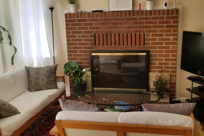 sitting - Fully Furnished, includes all utilities and wifi. Share bath and kitchen House