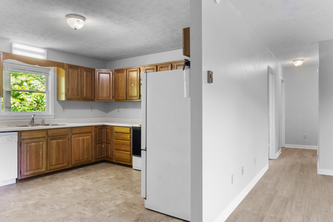 Unit K - Riverview Apartments