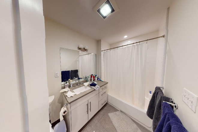 Call NOW for showings! 617-236-8550 - TREMONT ST - *1/2 FEE* MODERN OPEN CONCEPT 5BR IN SOUTH END FOR *9/1/2026* W/ LNDRY IN BLDNG, 2 BATH Condo