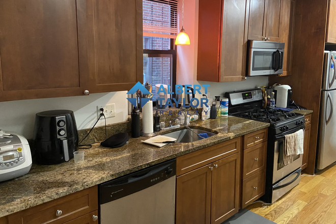 Kitchen - 1st Floor 3-Bed-Split Around the Corner from MCPHS!! Apartments