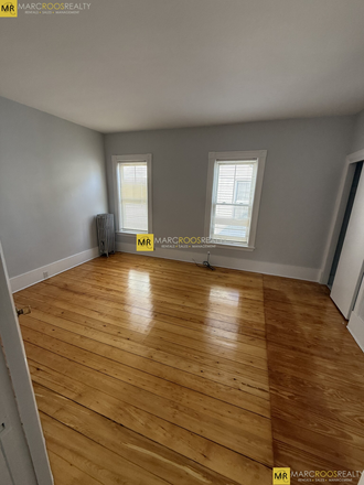 Call call or text Arezou at 617-584-7817 - Renovated 5 bed 2 bath Duplex in a great Location available 6/1/2026 Duplex