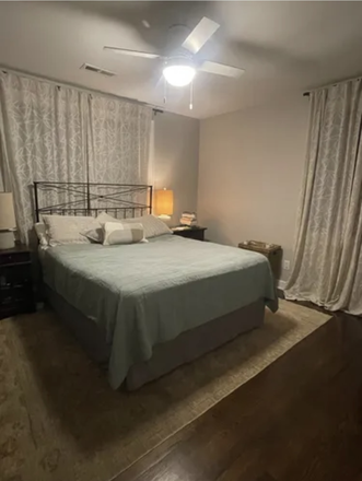 Bedroom - Johns Island Family and Pet Friendly Home