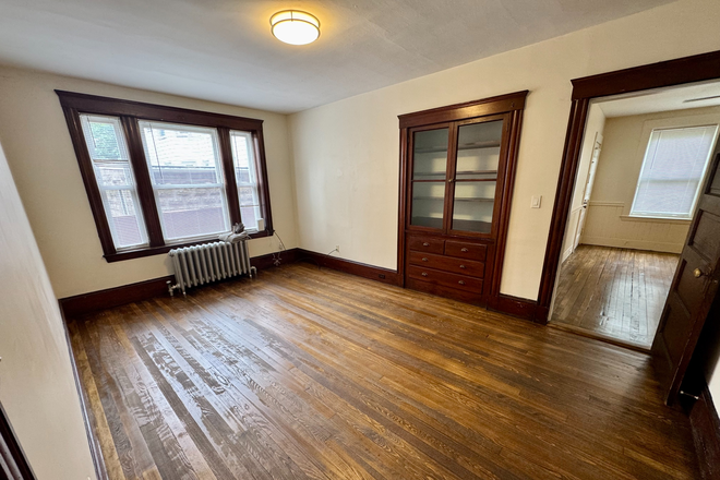 1 - AVAIL NOW – Cambridge 2 Bed with 2 Baths w/ Office, Renovated Kitchen & Porch! No Broker Fees!