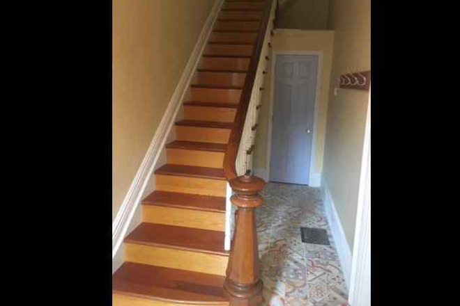 front - NO fee !Fantastic location! spacious, charming, multi level, , parking, laundry Townhome