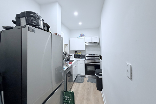 24 - Spacious 3 Bed 1 Bath Apartment Fenway NO BROKER FEE