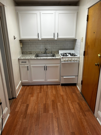Newly renovated kitchen - 1BR apt-Spruce St-Princeton
