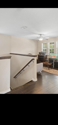 Upstairs lounge - 3.3mls to UCF lake Nona