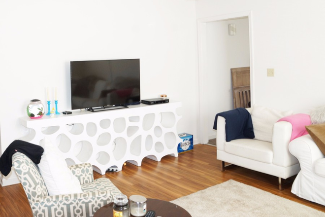 Living Room - St. Edward's Court Apartments