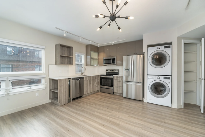 Kitchen - FULLY FURNISHED SINGLE ROOM SPRING SUBLEASE ON THE HILL Apartments