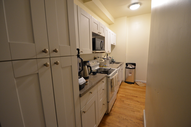 kit - Can be used as a 3 bedroom or 4 bedroom Apartments