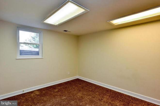 room view - Room Rent Lower Level - Walking Distance from UMD House