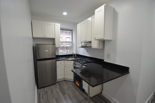 Kitchen - BRAND NEW!! NEWLY RENOVATED & SPACIOUS 1 BED SPLIT (2 BED NO LIVING ROOM) AVAIL 9/1 Apartments