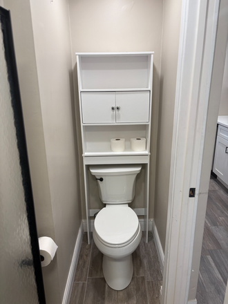 Bathroom - Private Studio Apartment New Kitchen