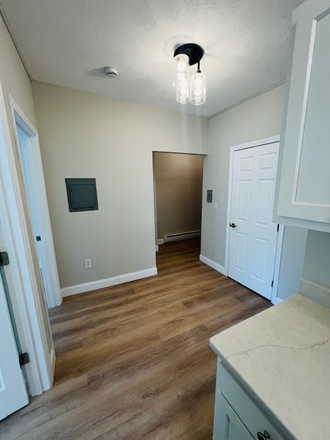 Call NOW for showings! 617-236-8550 - NORWAY ST - LRG UPDATED SPLIT 1BR/1BA FOR 2 PPL AVAIL *9/1/2026* W/ LNDRY IN BLDNG, DW, SML LVNG RM! Apartments