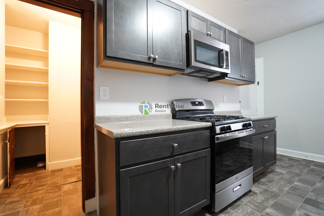 1 - AVAIL NOW – Spacious 4 Bed / 2 Bath in Brookline Hills | Steps to D Line | NO FEE Apartments