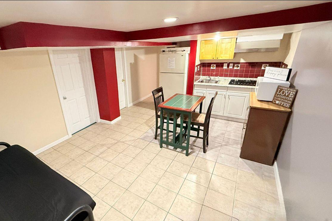 Living Room/Entrance view - UPDATED 3-19-25 Renovated Basement/Bedrooms in Quiet Home (2 bedrooms available)