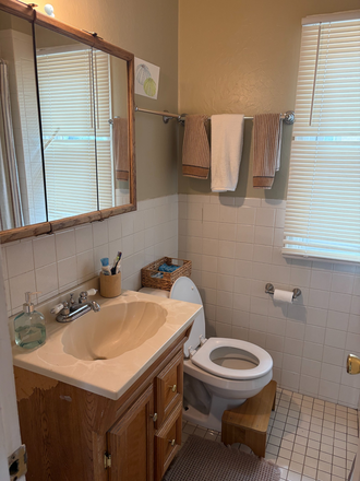 bathroom (plus shower) - well kept bungalow close to campus right off of Evans House