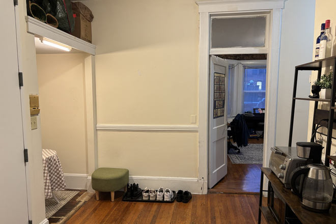 Common space - 2 Bed 1 Bath on Hemenway St - Available 9/1/26 - Close to Campus! Apartments