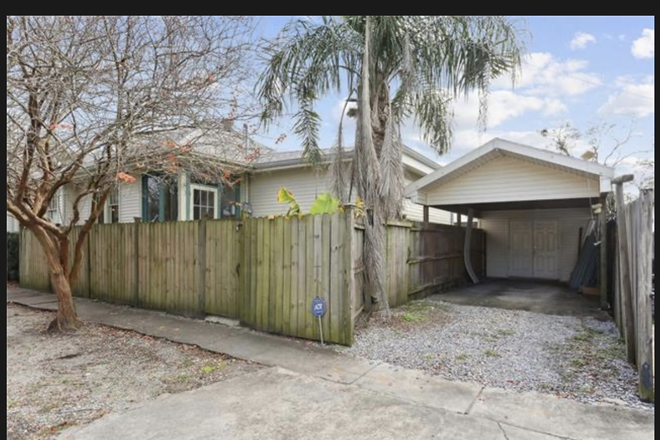 Car space - Furnished 4BDR Uptown Bungalow