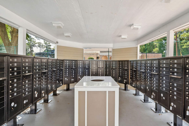 Mail Service - Charming 1BHK with Patio & Lively Outdoor View Apartments