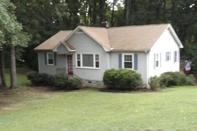 exterior - 3BR/2BA Home for Rent in Clemson Pet Friendly + Fenced Yard Available Aug 1