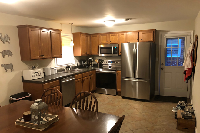 Kitchen - Affordable & Updated Housing Near Liberty University – Available July 31! House