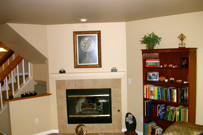 Gas Fireplace in Living Room - Clean Spacious 3 Bedroom, 4 Bath Boulder Townhome