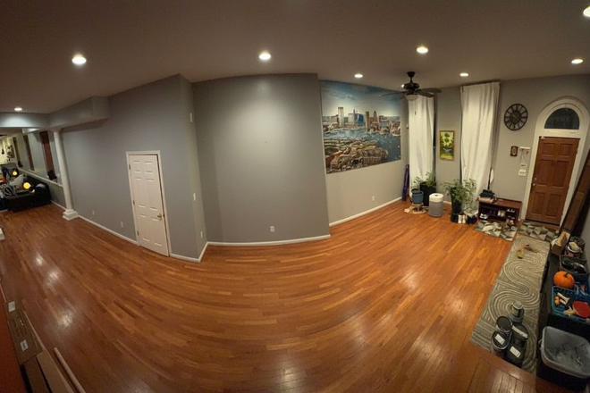 1st floor hallway - Updated 3-story row home for Rent in historic neighborhood near Inner Harbor
