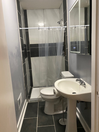 Bathroom 1 - Close to campus - quiet and convenient - across from the Smith-Gilbert Gardens House