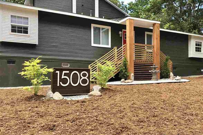 Exterior - Luxury 4 Bedroom 4 Full Bath with free parking close to Campus and transportation