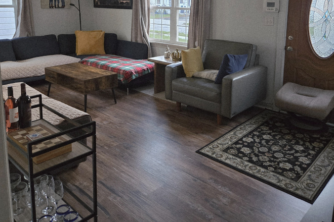 Beautiful living room with all amenities - Jorge Cajas