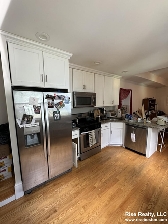 kitchen - 4 bed/ 2 bath in single family home!!