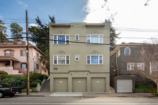  - 316 Oakland Ave Units 1-8