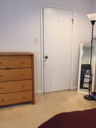 Room 5 - ROOMS FOR RENT IN A BIG HOUSE | 4515 Q Place NW. DC  20007 (Off of Foxhall rd and Q St