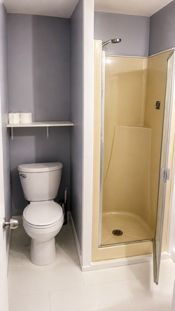 Shared Bathroom - Private rooms for rent in a shared basement at Parkington Crescent House