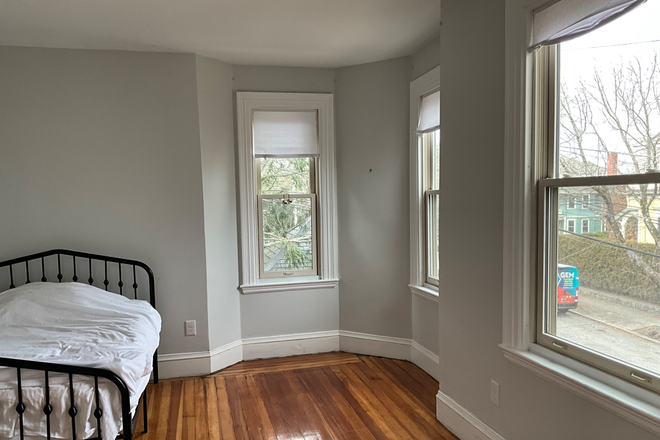 Bedroom is approx. 14’10” x 12’9” at largest points. - Large Bright Room Available in Newly Remodeled 3bed/2bath Unit Triplex