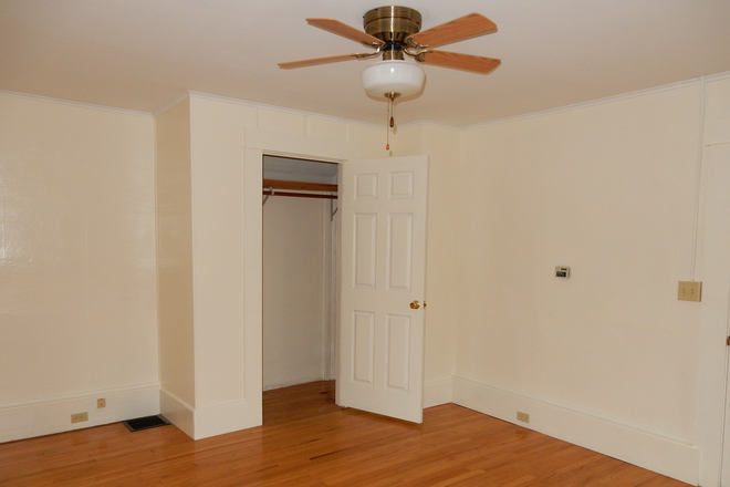 First Floor Bedroom - Four Bedroom Houseshare in Northampton
