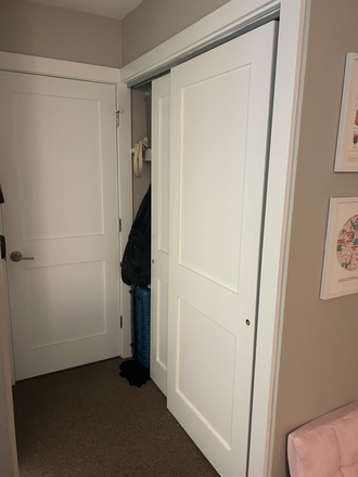Closet/Room Entry - Graduate Court