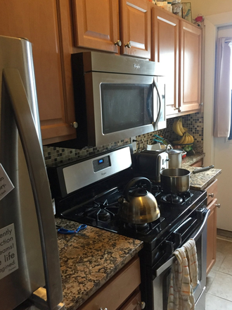 . - Renovated 3-bed at 1111 Boylston. No broker fee. Contact Will McGowan 617.512.5822 Condo