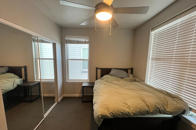 Bedroom - Spring Lease on 28th street | 1B/1BA | Prime Location | Discounted UClub Apartment & Parking