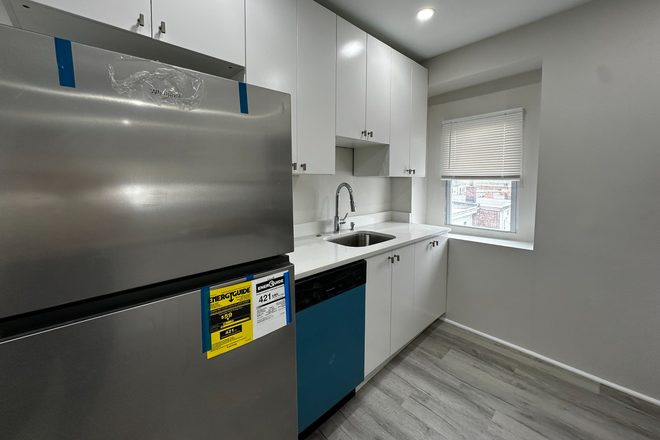 Call NOW for showings! 617-236-8550 - BENNINGTON ST - *NO FEE* RENOVATED 3BR/1BA AVAIL *6/1/2026* W/ IN UNIT LNDRY, DW MINS TO MBTA BLUE! Apartments