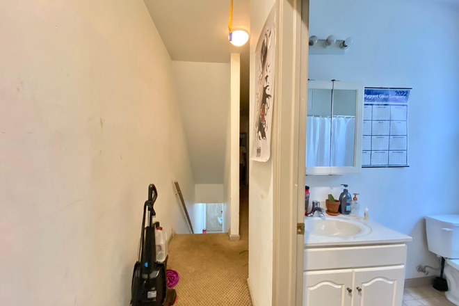 Bathroom - 2156 Carlisle St Townhome
