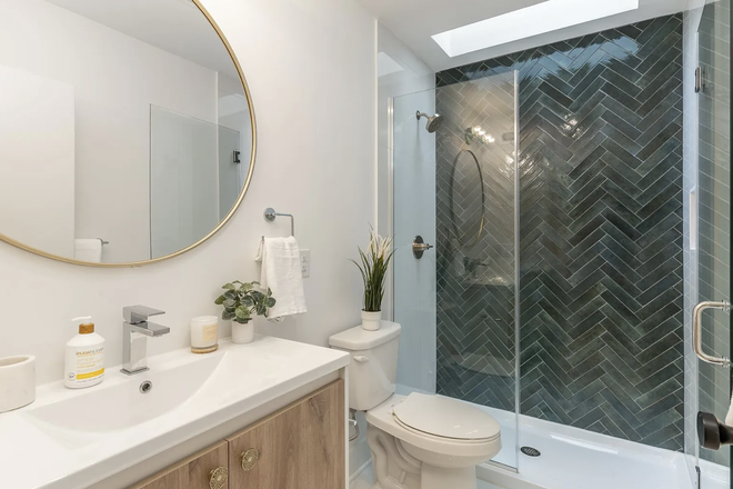 Bathroom - 4037 Powelton Avenue - Unit 4, Philadelphia, PA 19104 Condo