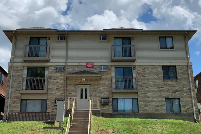 Exterior - Two and Three Bedroom Apartments Units On Van Buren