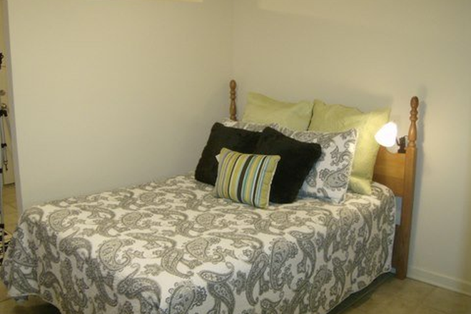 Bedroom - Neill House/Dexter Arms Apartments