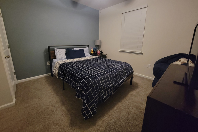 Furnished Room for Rent - Brand New House Share!