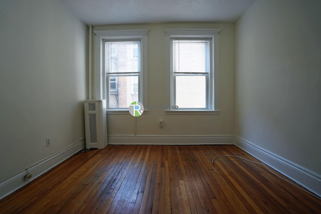 1 - JUNE 2025-Fantastic Brighton Studio, Easy MBTA, H/HW inc. Apartments