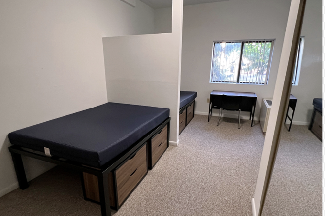 Bedroom - Legend Unit 212
