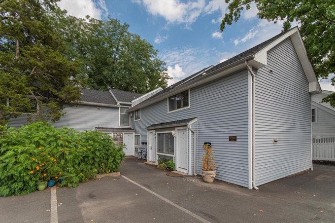 exterior - Renovated 2BR apt-5 Peck Pl-Princeton