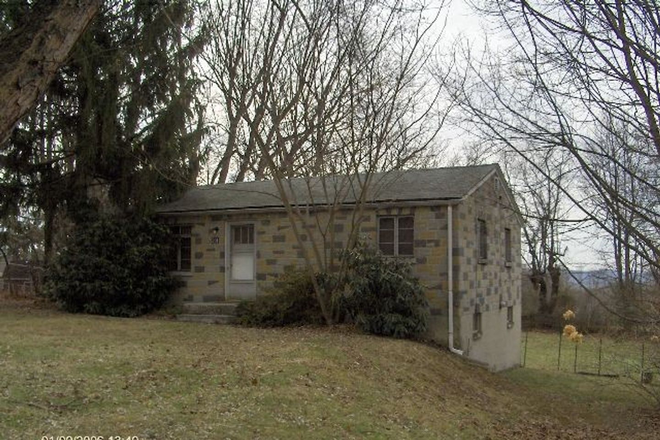  - 3 Bedroom 1 Bath House